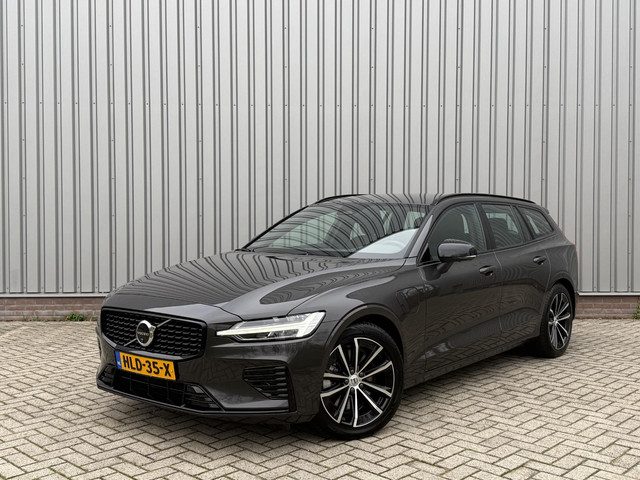 Volvo V60 2.0 T6 Plug-in hybrid AWD Plus Dark