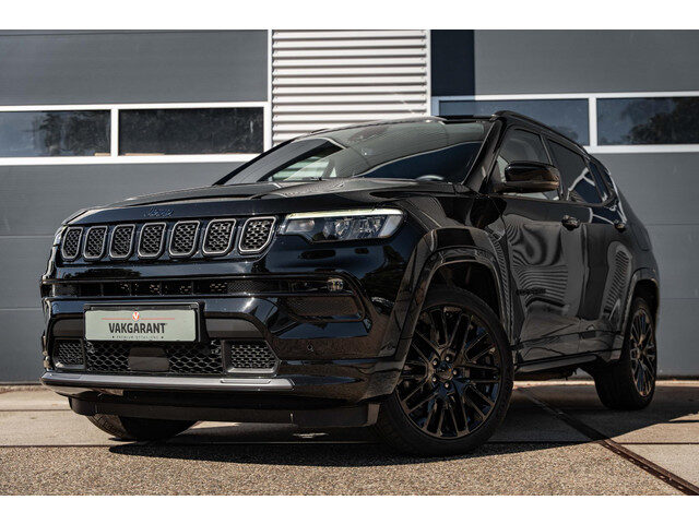 Jeep Compass 4xe 240 PHEV Trailhawk
