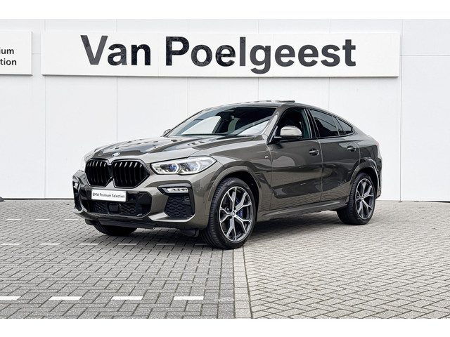 BMW X6 M50i