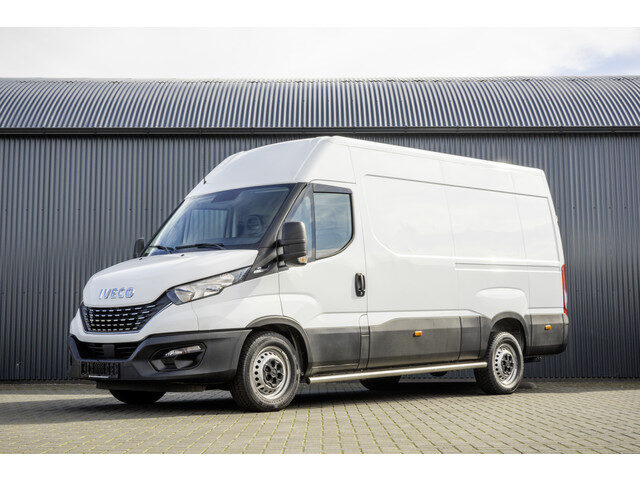 Iveco Daily **35S14V 2.3 L2H2 | Automaat | Euro 6 | Cruise | Climate | 3500 KG Trekgewicht | Trekhaa