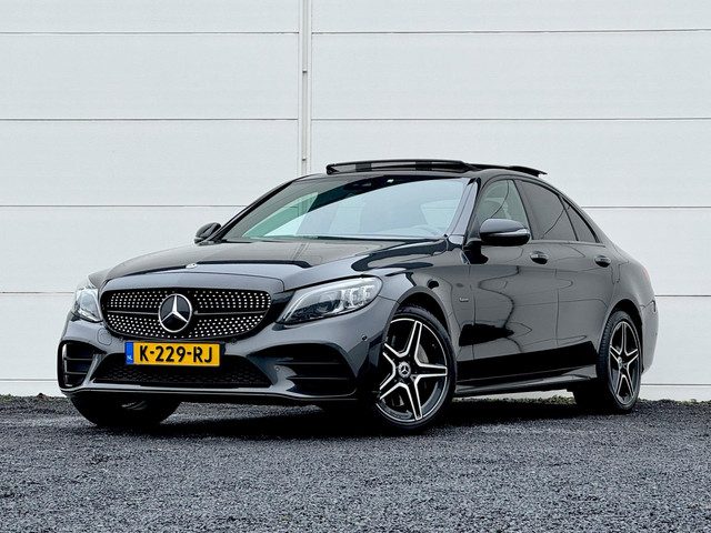 Mercedes-Benz C-Klasse 300e AMG Org NL Pano Leer 360 Camera Sfeerverlichting