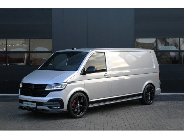 Volkswagen Transporter 2.0 TDI L2H1 28 Bulli 150pk - 20 Inch - Camera - Trekhaak - Leder - ACC - LED