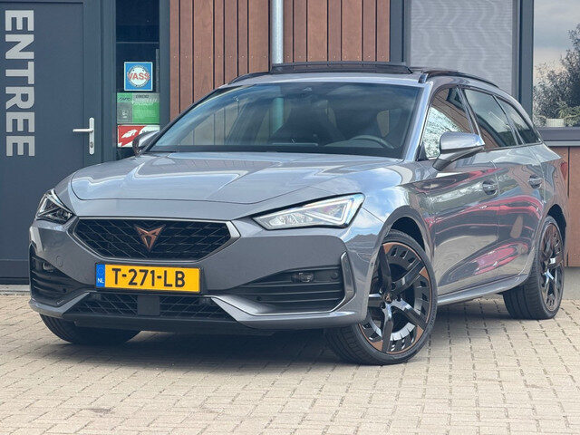 Cupra Leon Sportstourer 1.4 E-HYBRID BNS Pano Acc Camera