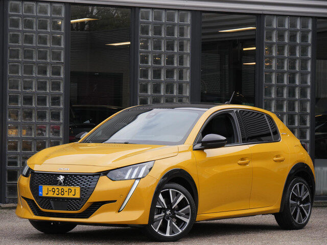 Peugeot 208 1.2 GT-LINE/ PANORAMADAK/ KEYLESS/