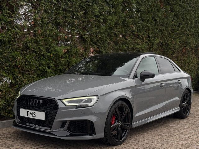 Audi RS3 Limousine 2.5 TFSI Quattro Nardo Grey Panorama