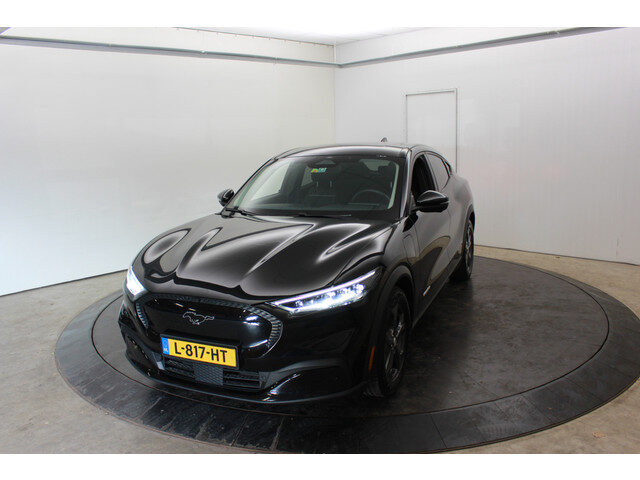 Ford Mustang Mach-E RWD 75 kWh 301 Pk