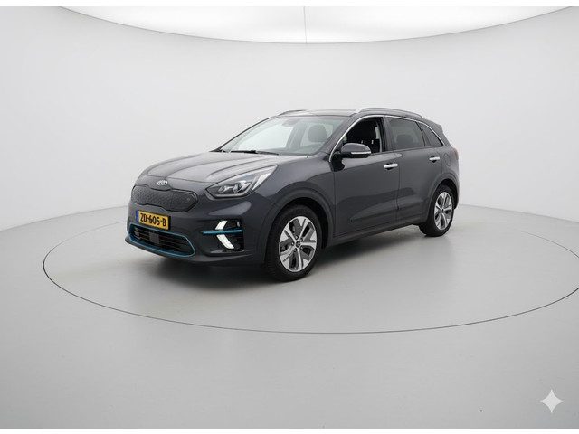 Kia e-Niro ExecutiveLine 64 kWh | SOH 98% | Trekhaak | Executive