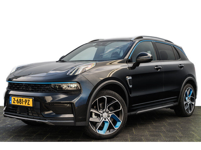 Lynk&Co 01 1.5 Plug-in Hybrid 262 Pk I Modeljaar 2023 I Stuurverwarming I Panoramadak I 75 km Elektr