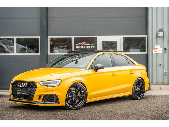 Audi RS3 Quattro 2.5-400PK, panoramadak, virtueel cockpit en heeft maar 29070 km gelopen. Officiele