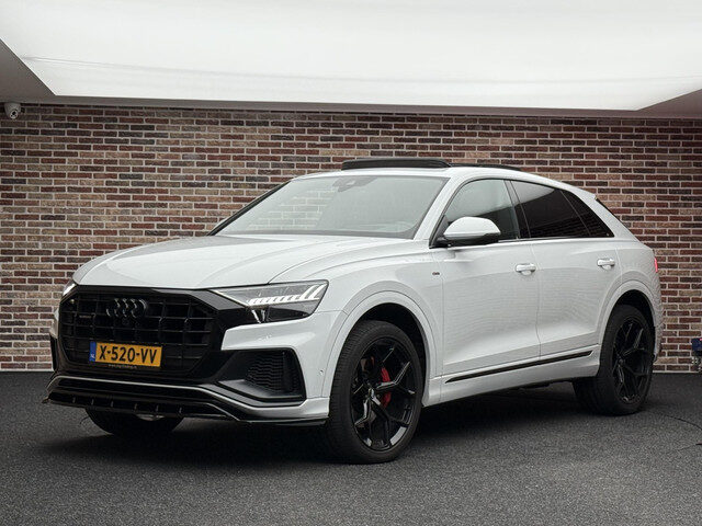 Audi Q8 55 TFSI quattro S-line