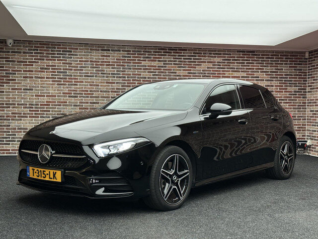 Mercedes-Benz A-Klasse 250 e AMG Limited
