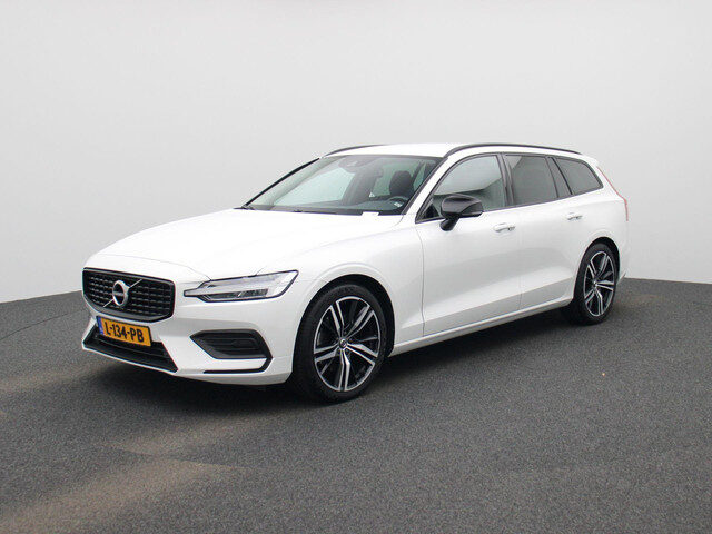 Volvo V60 2.0 B3 Momentum Advantage