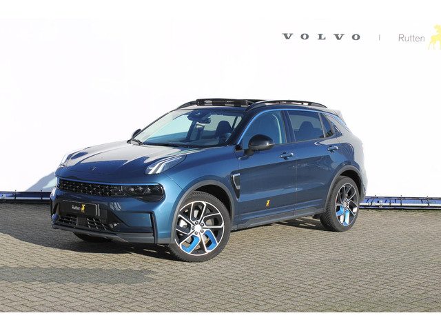 Lynk&Co 01 261pk Automaat