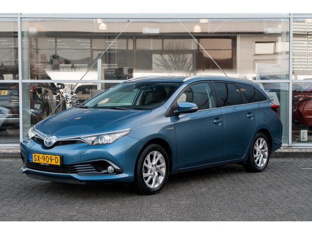 Toyota Auris 1.8 Hybrid Dynamic Go