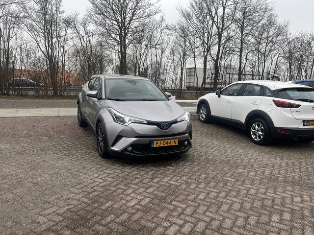 Toyota C-HR 1.8 Hybrid Executive
