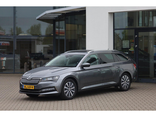 Škoda Superb Combi 1.4 TSI iV Style