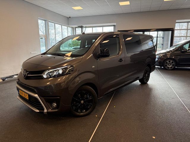 Toyota ProAce Worker 2.0 D-4D Black Line DC 6 persoons