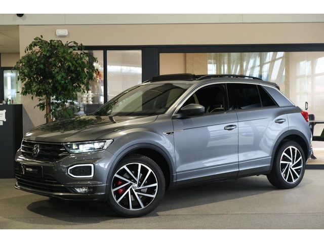 Volkswagen T-Roc 1.5 TSI DSG 150PK R-Line Pano Virtual Navi ACC CAM LED Trekhaak