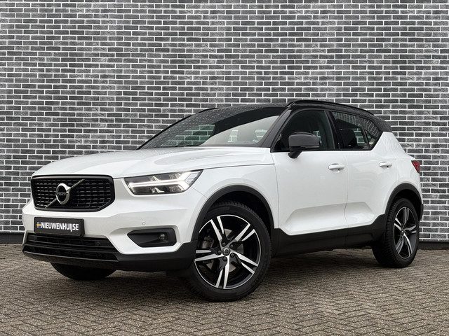 Volvo XC40 2.0 T4 R-Design