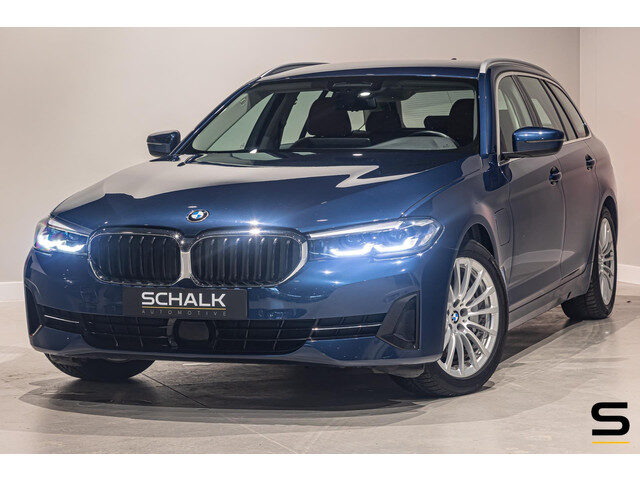 BMW 5 Serie touring 530e xDrive High Executive|Camera|Dealer