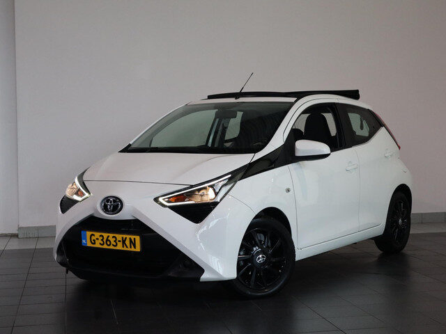 Toyota Aygo 1.0 VVT-i x-play limited