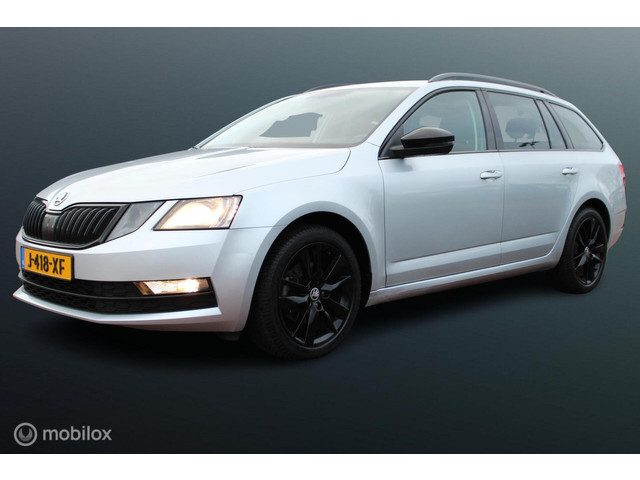 Škoda Octavia Combi 1.0 TSI Greentech Business Edition, Stoelverwarming, Navi, App Connect, Pdc, Don