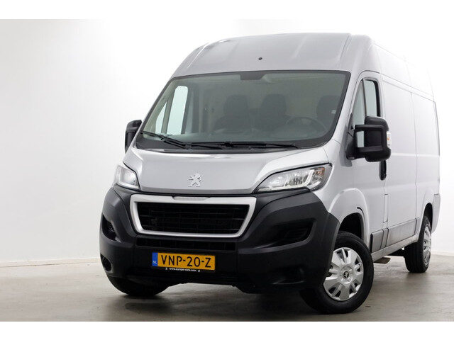 Peugeot Boxer 2.2 BlueHDi 140pk L2H2 Premium Airco/Navi/Camera 01-2022