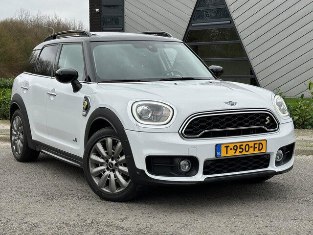 MINI Countryman 2.0 Cooper SE ALL4 Chili | Navi | LED | PANO | clima |