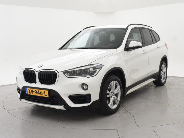 BMW X1 sDrive18i AUT. SPORTLINE + TREKHAAK | LED