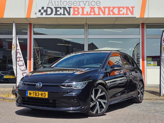 Volkswagen Golf 1.5 eTSI R-Line BJ.2021 / Panodak / Navi / Full Led / Virt.Dashb. / 18"Lmv / Trekhaa