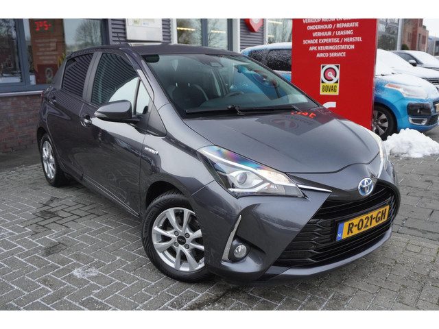 Toyota Yaris 1.5 Hybrid Y20 / Camera / Stoelverwarming / Climate control / Navi
