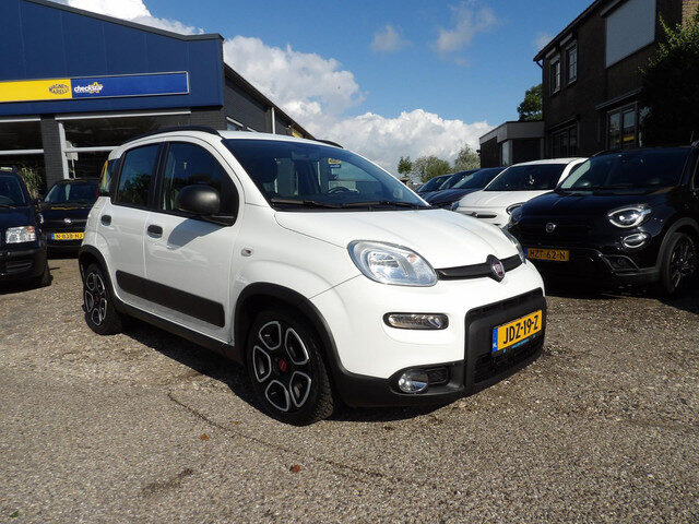 Fiat Panda 1.0 Hybrid City Life / Rijklaarprijs / Apple Carplay / Android auto