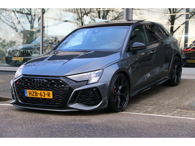 Audi RS3 A3 Sportback 2.5 TFSI quattro