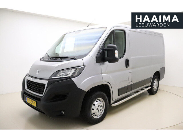 Peugeot Boxer 330 2.2 BlueHDi L1H1 Premium