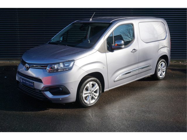 Toyota ProAce CITY 131pk Automaat Apple Carplay Camera Parkeersensoren 16"Lichtmetalen velgen Cruise