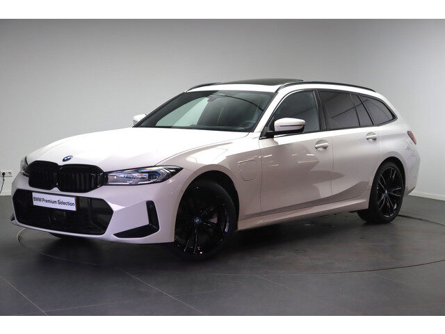 BMW 3 Serie touring 330e xDrive High Executive M Sport Automaat