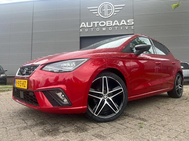 Seat Ibiza 1.0 TSI FR Business Intense Plus NL-AUTO+NAP+FULL LED+NAVI+LEDER+BEATS+KEYLESS+CAMERA+VIR