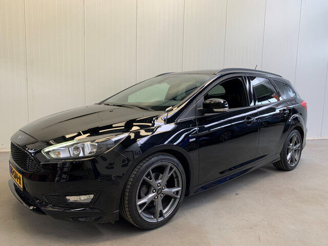 Ford Focus Wagon 1.0 ST-Line