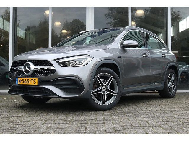 Mercedes-Benz GLA 250 e AMG Line | Pano | Trekhaak | Apple Carplay