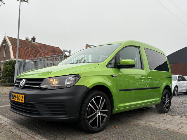 Volkswagen Caddy 1.2 TSI rolstoelvervoer 3+1 | 62.414 KM |