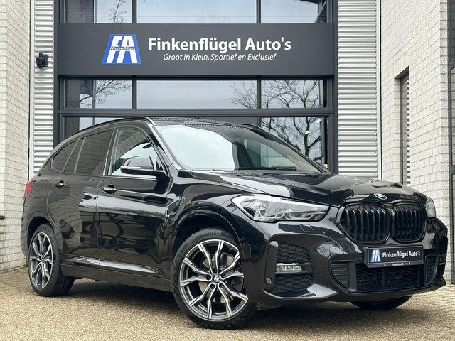 BMW X1 XDrive25e M-sport 220 pk BTW |Pano |Memory |Head-up |H.K Audio |VOL |