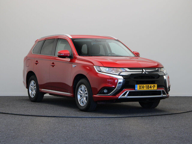 Mitsubishi Outlander 2.4 PHEV Pure