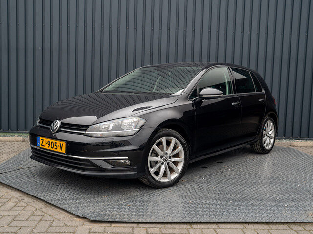 Volkswagen Golf 1.5 TSI Highline Business | Groot navi | Virtual Cockpit | Adapt. cr. | Camera | Sto