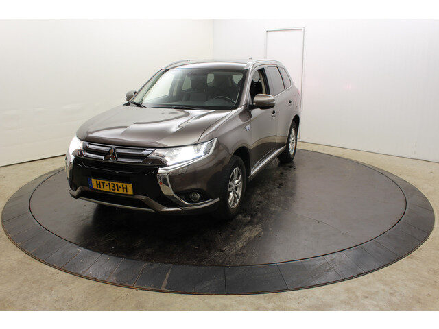 Mitsubishi Outlander 2.0 PHEV Business Edition