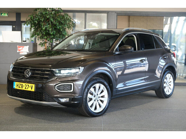 Volkswagen T-Roc 2.0 TSI 4Motion DSG 190 PK Navi Virtual Led Pdc Acc