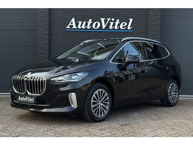 BMW 2 Serie Active Tourer 218i | Harman Kardon | Head-up | Camera | Trekhaak | Comfort Access