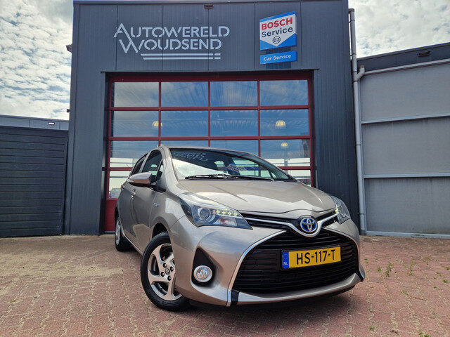 Toyota Yaris 1.5 Hybrid Lease 12MND BOVAG GAR
