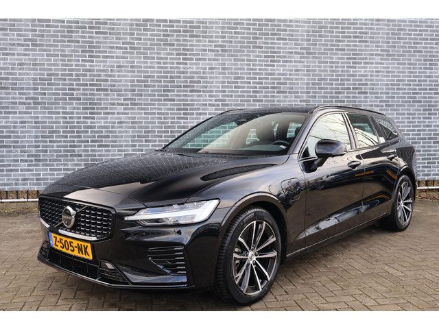 Volvo V60 2.0 T6 Plug-in hybrid AWD Plus Dark