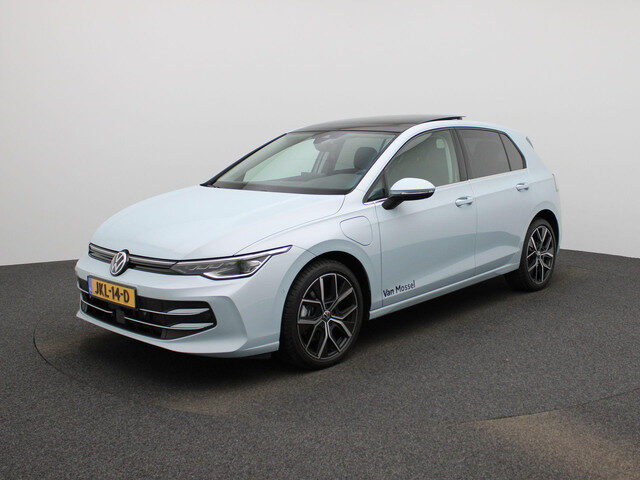 Volkswagen Golf 1.5 eHybrid Style Edition