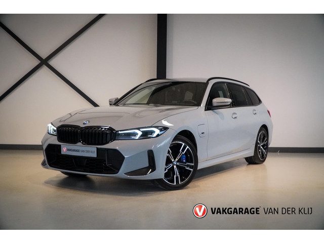 BMW 3 Serie touring 330e xDrive M-Sport Pro | ACC | Camera | Adapt. LED | Stoelverwarming | HiFi |